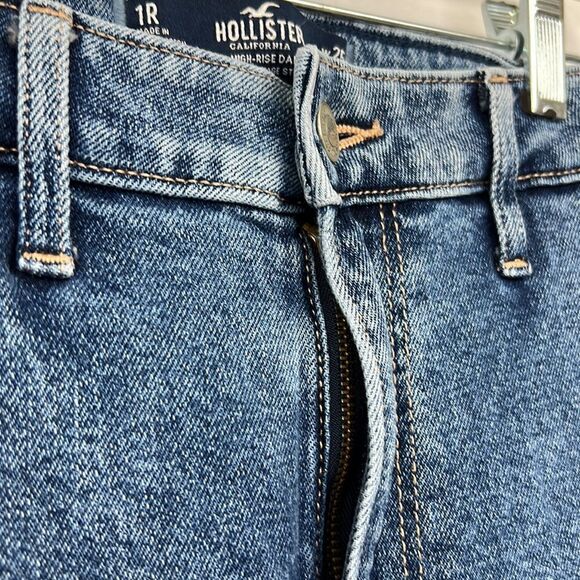 Hollister Ultra High-rise Dad jeans size 1R(25/31) EUC - Picture 5 of 11